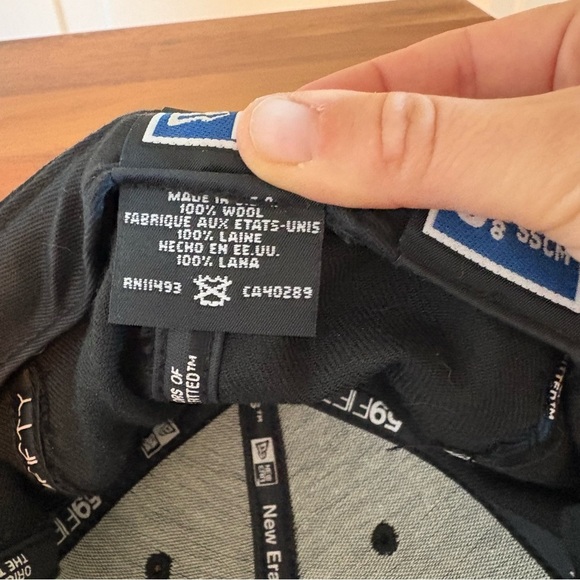 Volcom Men's 59Fifty Fitted Baseball Skater Cap Black Embroidered 3D Logo Hat - Picture 6 of 7